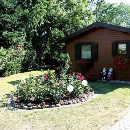 Holiday home Pretty In With Garden, Roof *